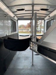 Used 2004 Jamco 2+1 G/N Horse Trailer