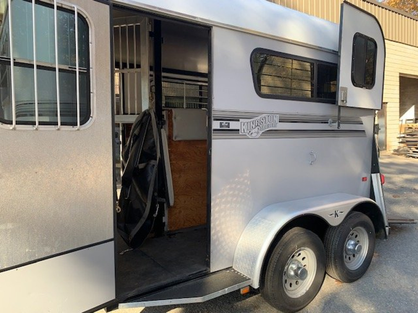 Used 2004 Kingston Trailers Briarwood Horse Trailer