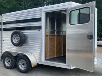 New 2025 Frontier Trailers Colt 2h Slant combo Horse Trailer