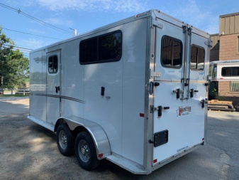 New 2025 Frontier Trailers 2H Warm blood Side Unload Horse Trailer