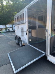 New 2025 Frontier Trailers 2H Warm blood Side Unload Horse Trailer