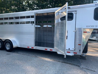 New 2024 Sundowner Rancher TR G/N Horse Trailer