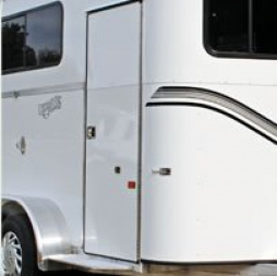 Used 2018 KINGSTON TRAILERS Classic Standard 2-Horse Horse Trailer