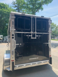 Used 2020 Sundowner Trailers Charter 2h GN Horse Trailer