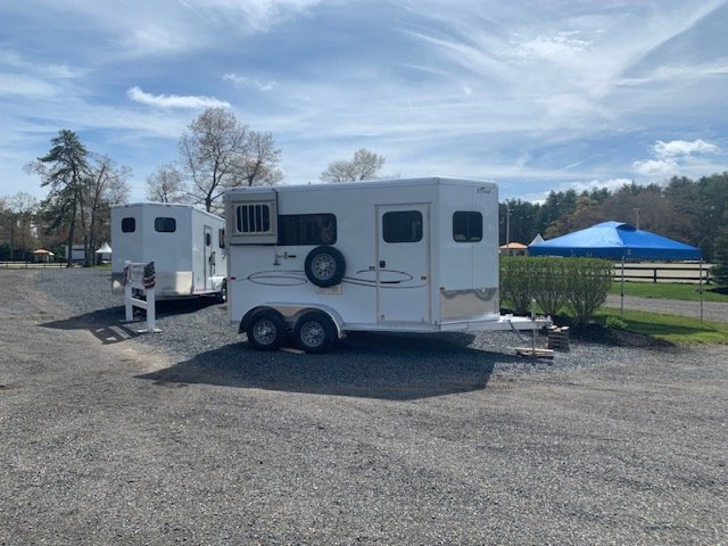 New 2025 Frontier Trailers 2h BP Horse Trailer