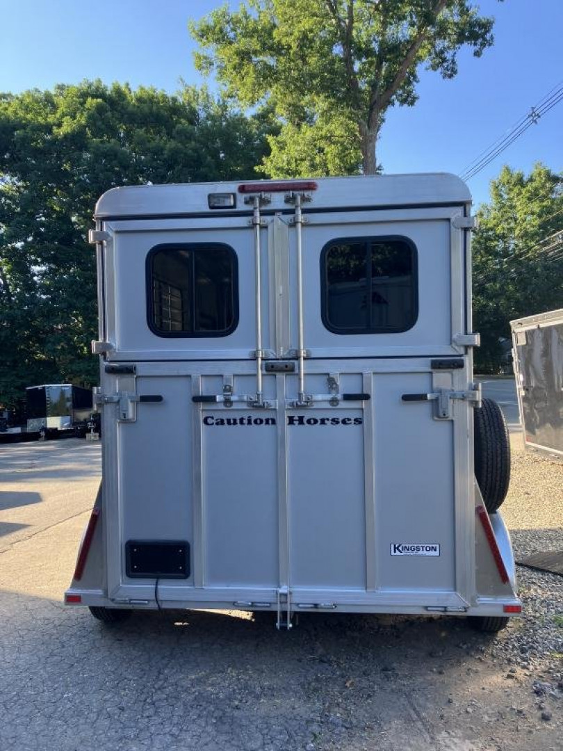 Used 2018 Kingston Trailers . 2H BP Horse Trailer