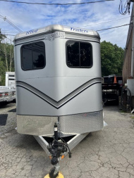 Used 2018 Kingston Trailers . 2H BP Horse Trailer