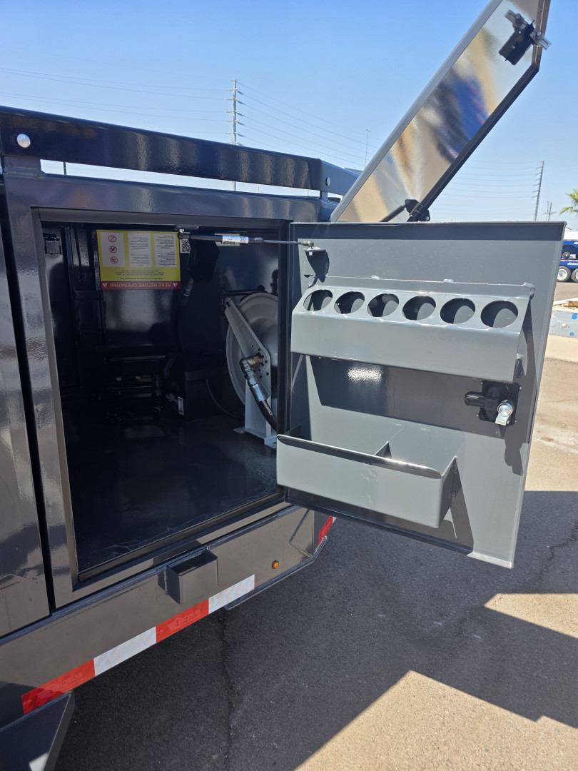 New 2026 Boss Trailers MLT440 Fuel Trailer