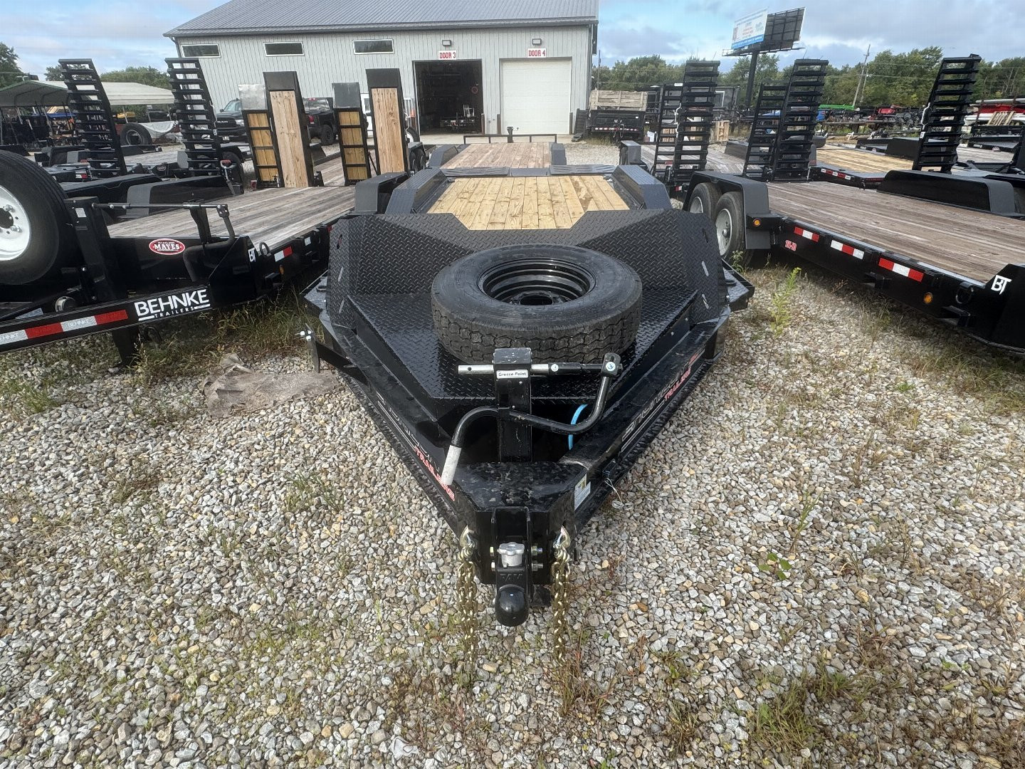 New 2025 HORIZON TRAILERS EHZBP-20MR 7K Equipment Trailer 102X20 TA 26"HEIGHT (GVW:15260) BLACK