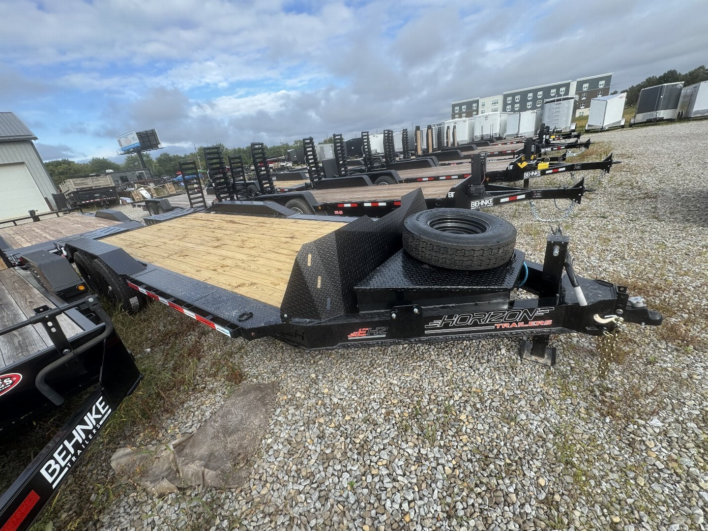 New 2025 HORIZON TRAILERS EHZBP-20MR 7K Equipment Trailer 102X20 TA 26"HEIGHT (GVW:15260) BLACK