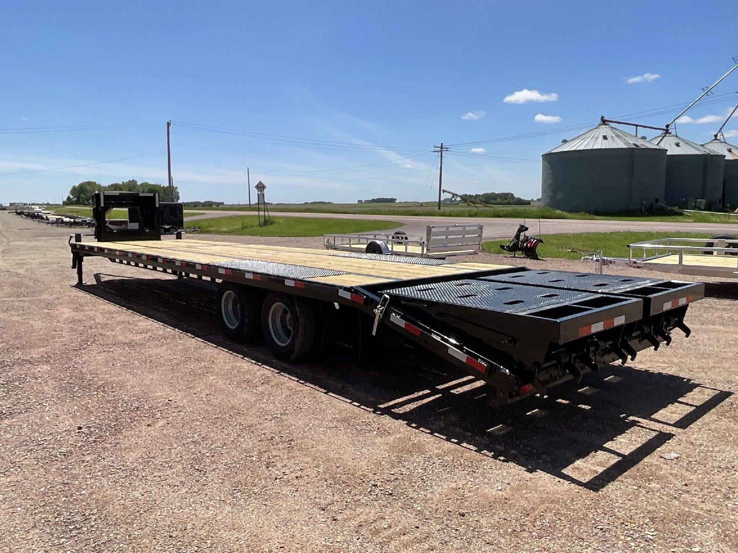 New 2024 H&H Trailers H30+5SDBCL-GN-259 Equipment Trailer
