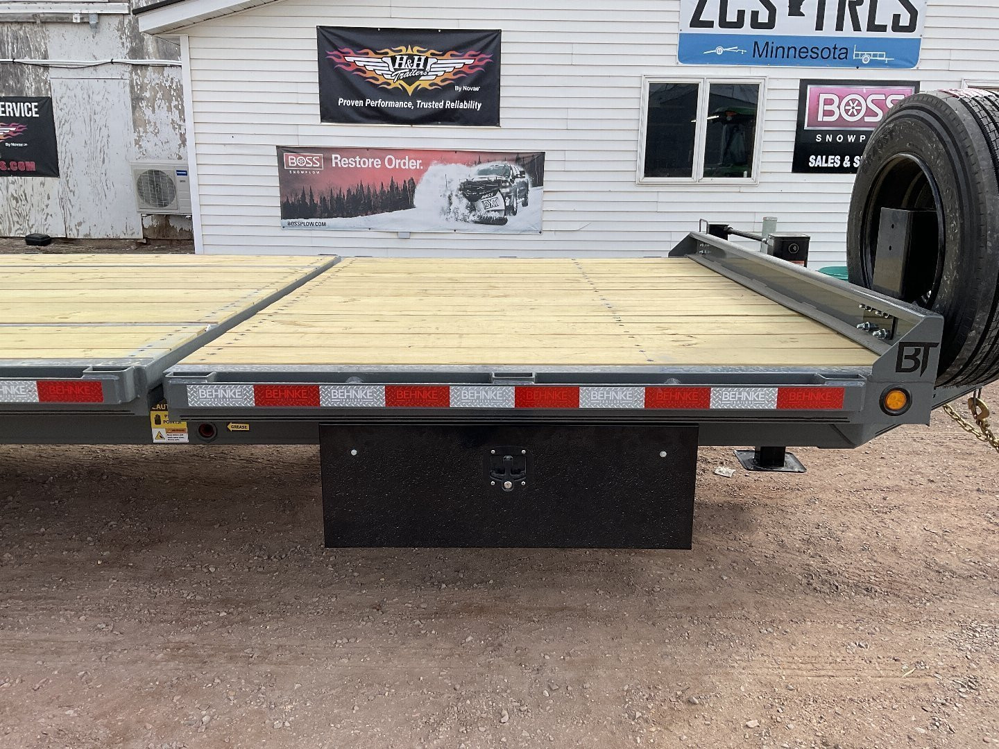 New 2024 Behnke GDFB8X24TPT-16E Equipment