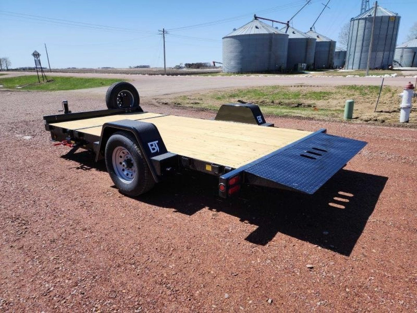 New 2022 Behnke UT81X15ET Tilt Trailer