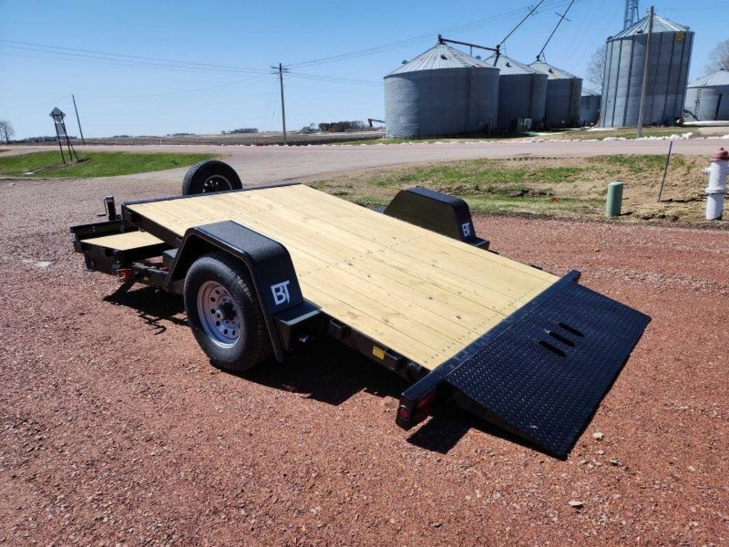 New 2022 Behnke UT81X15ET Tilt Trailer