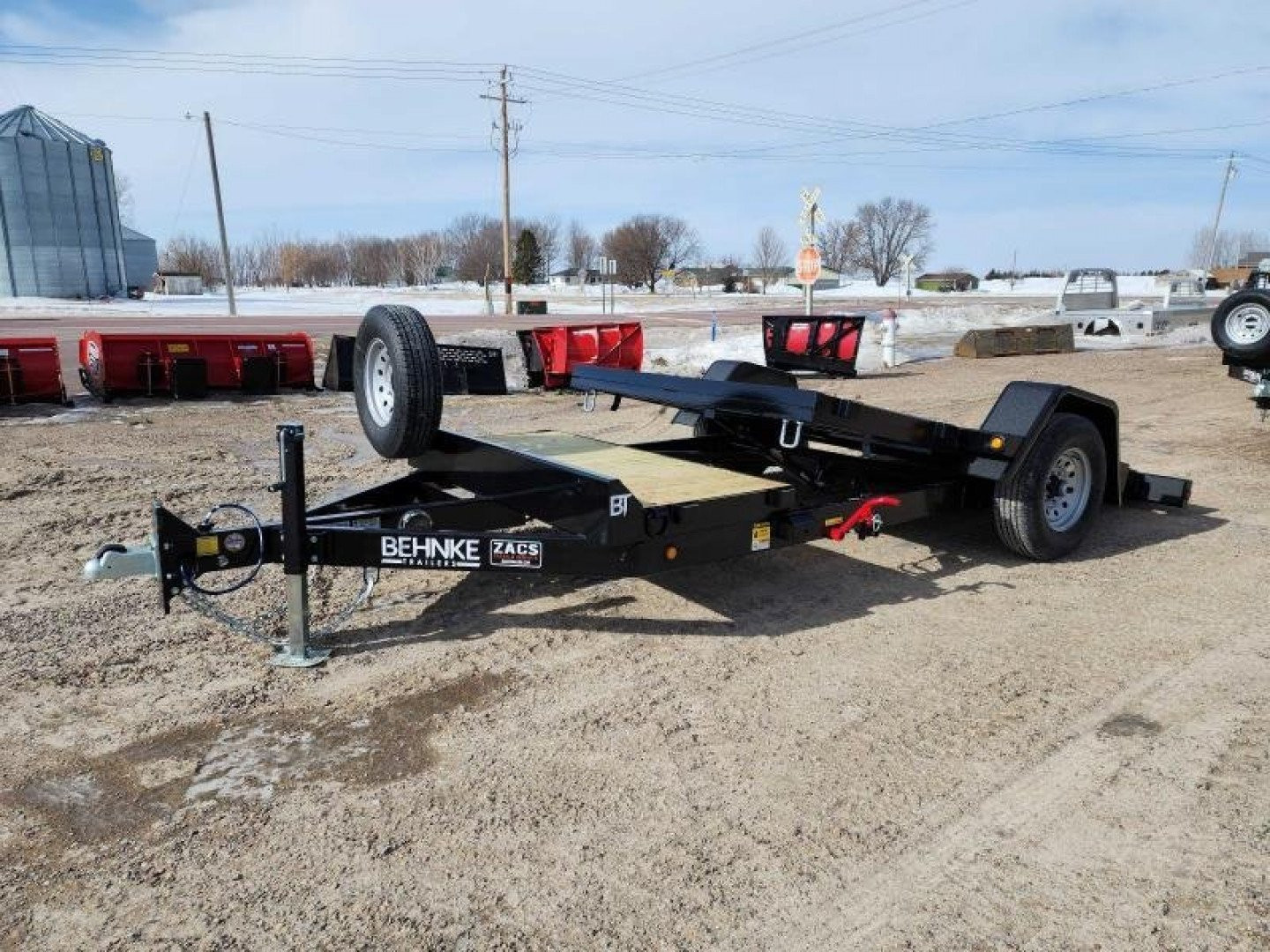 New 2022 Behnke UT81X15ET Tilt Trailer