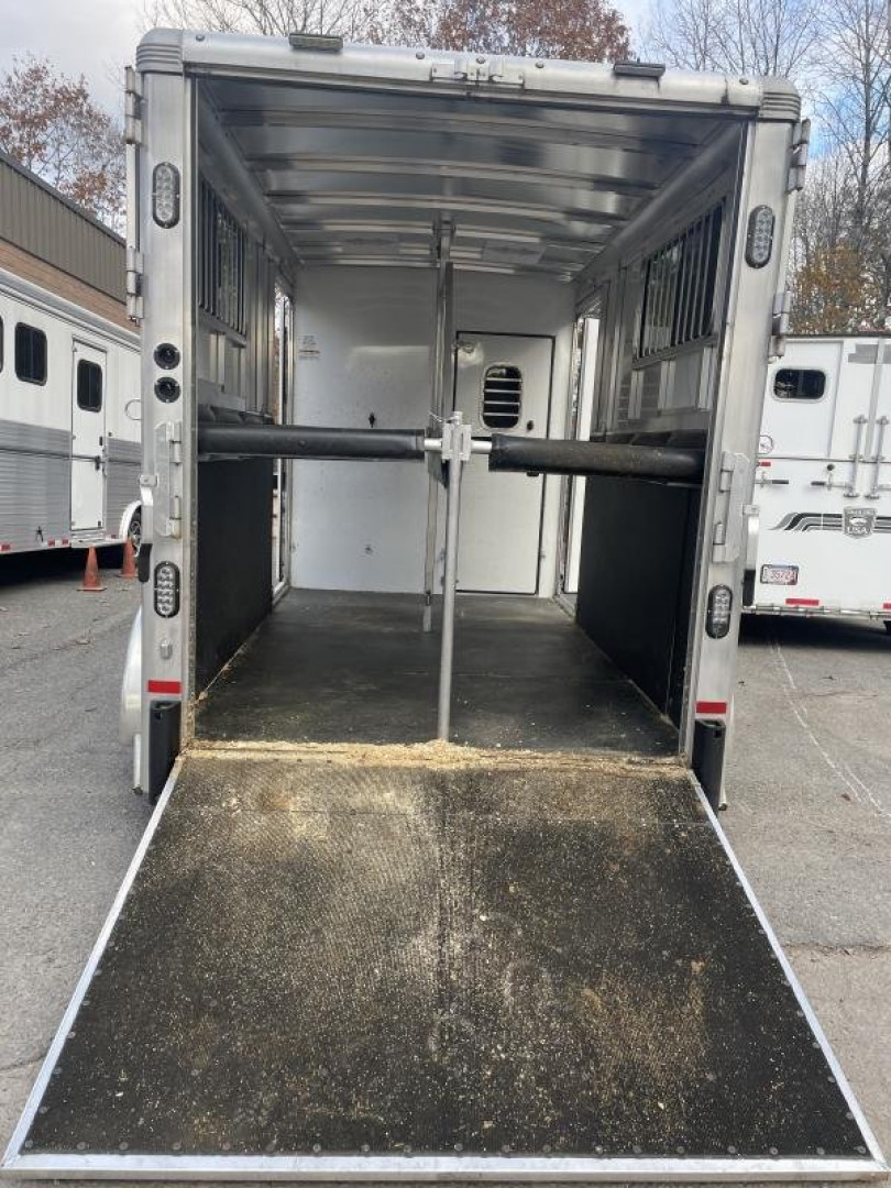 Used 2021 Sundowner Trailers GN 2H w DR Horse Trailer
