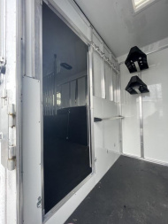 New 2025 SUNDOWNER TRAILERS 2H DR W Side Unload Ramp Horse Trailer