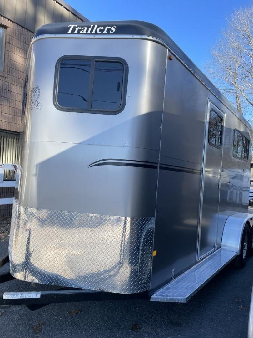 Used 2017 Cotner Trailers Inc. 2H BP Royal Dressing Room Horse Trailer