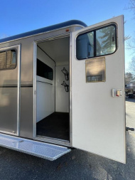 Used 2017 Cotner Trailers Inc. 2H BP Royal Dressing Room Horse Trailer