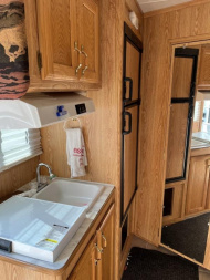 Used 2005 Silver Star Trailers Stock  LQ Horse Trailer