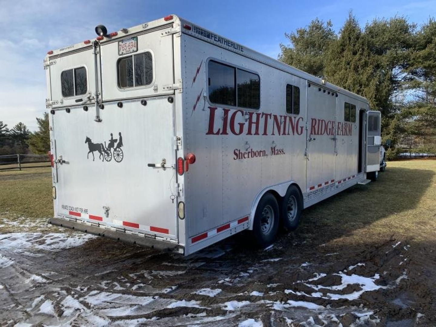 Used 2002 Featherlite 6H Custom Horse Trailer