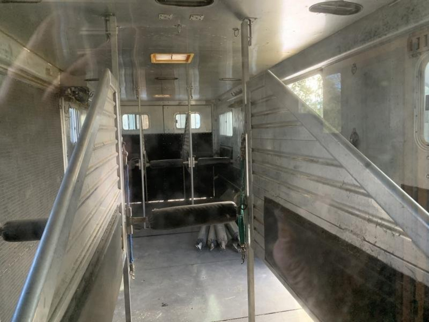 Used 2002 Featherlite 6H Custom Horse Trailer