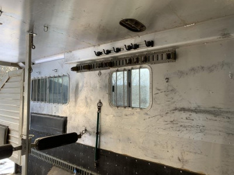 Used 2002 Featherlite 6H Custom Horse Trailer