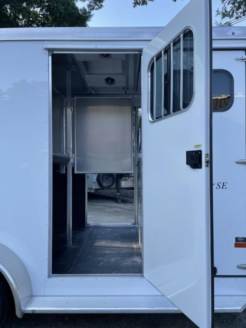 New 2024 Sundowner Trailers Charter 2H BP w DR Horse Trailer