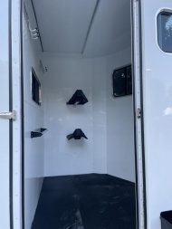 New 2024 Sundowner Trailers Charter 2H BP w DR Horse Trailer