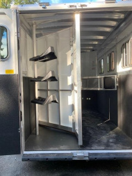 New 2025 SUNDOWNER TRAILERS 2023 Sundowner Santa Fe 3H Slant With LQ Horse Trailer