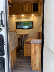 New 2025 SUNDOWNER TRAILERS 2023 Sundowner Santa Fe 3H Slant With LQ Horse Trailer