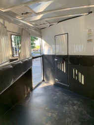 New 2025 SUNDOWNER TRAILERS 2023 Sundowner Santa Fe 3H Slant With LQ Horse Trailer