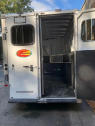 New 2025 SUNDOWNER TRAILERS 2023 Sundowner Santa Fe 3H Slant With LQ Horse Trailer