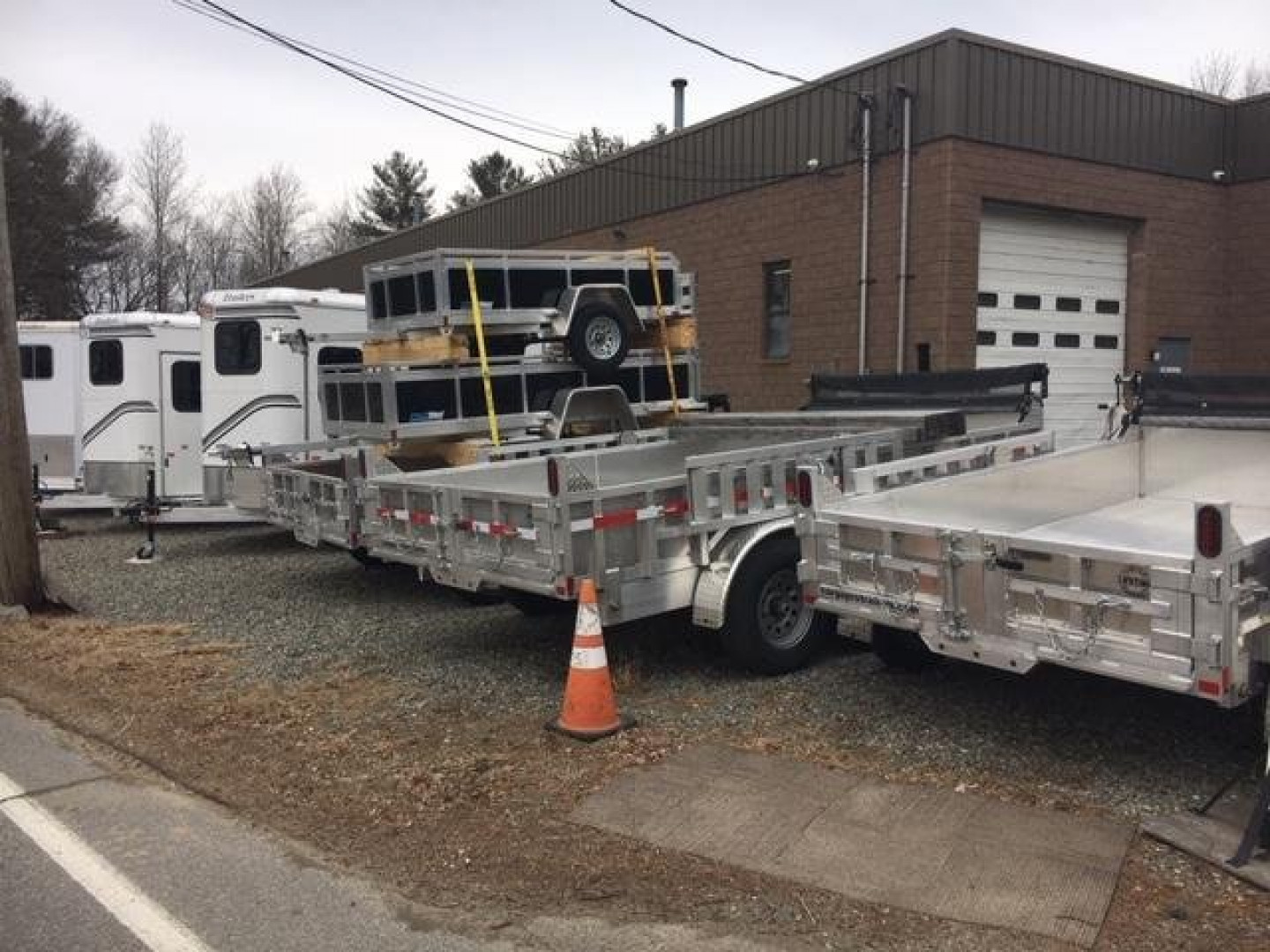New 2023  CargoPro Trailers Aluminum Dump Trailers Dump Trailer