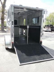New 2023  Sundowner Trailers Charter 2h d/room Horse Trailer