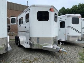 New 2024 Sundowner Trailers 2h Elite Horse Trailer B/P4