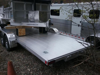 New 2023 Sundowner Trailers Car Hauler / Car Racing Trailer