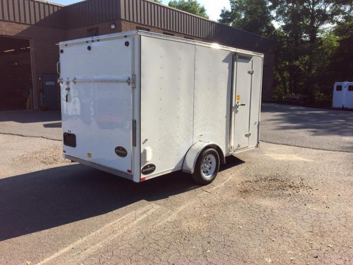 New iTi Cargo Trailers Enclosed Bike Trailer 7x12 Motorcycle Trailer