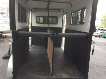 New 2023 Cotner Trailers Inc. Royal d/r side unload Horse Trailer