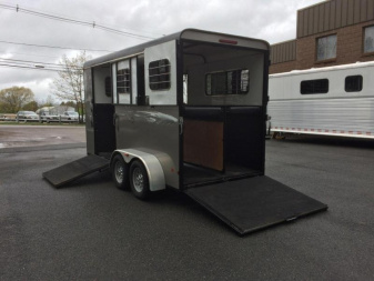 New 2023 Cotner Trailers Inc. Royal d/r side unload Horse Trailer