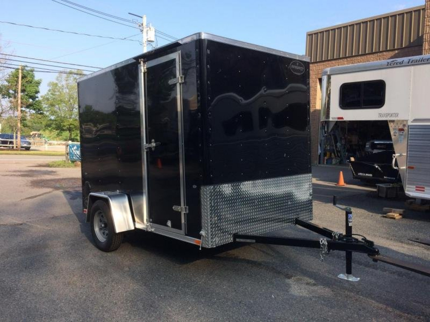 New iTi Cargo Enclosed