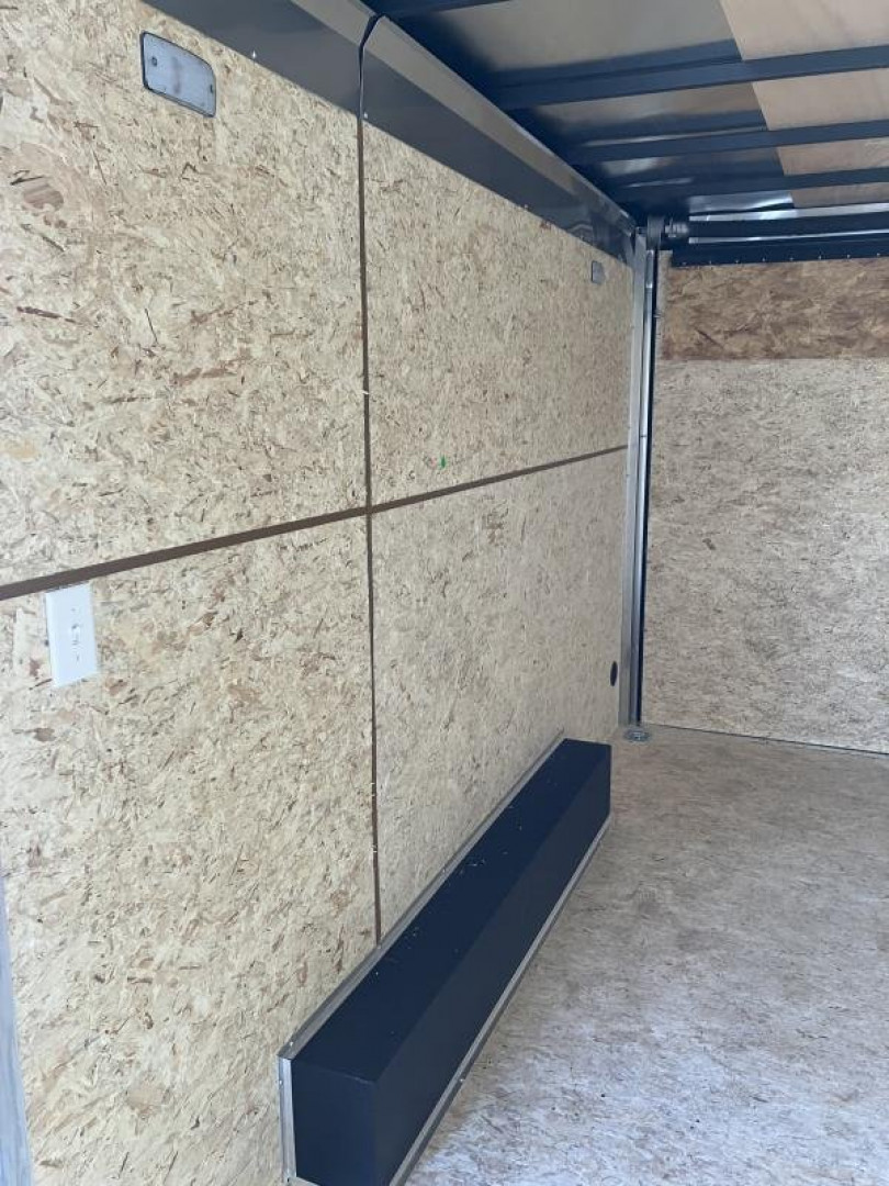 New 2023 iTi Cargo Traile Enclosed Cargo Trailer