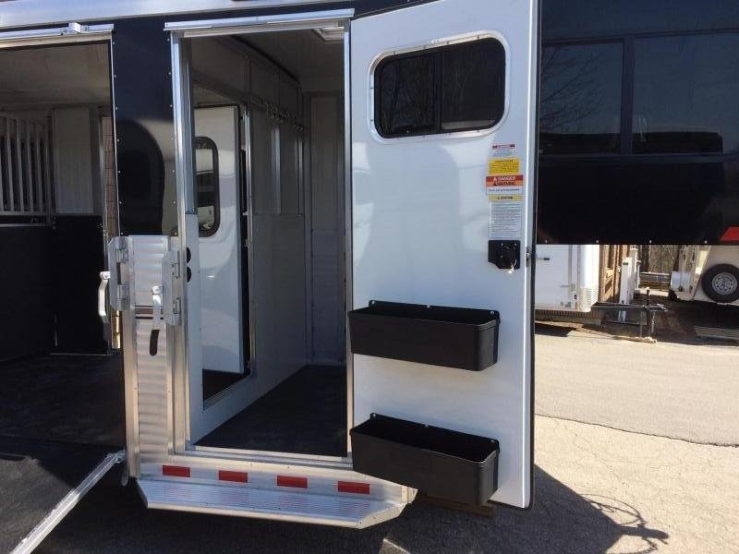 New 2023 Sundowner Trailers Charter 2 plus 1 Horse Trailer
