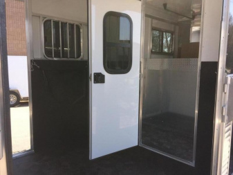 New 2023 Sundowner Trailers Charter 2 plus 1 Horse Trailer