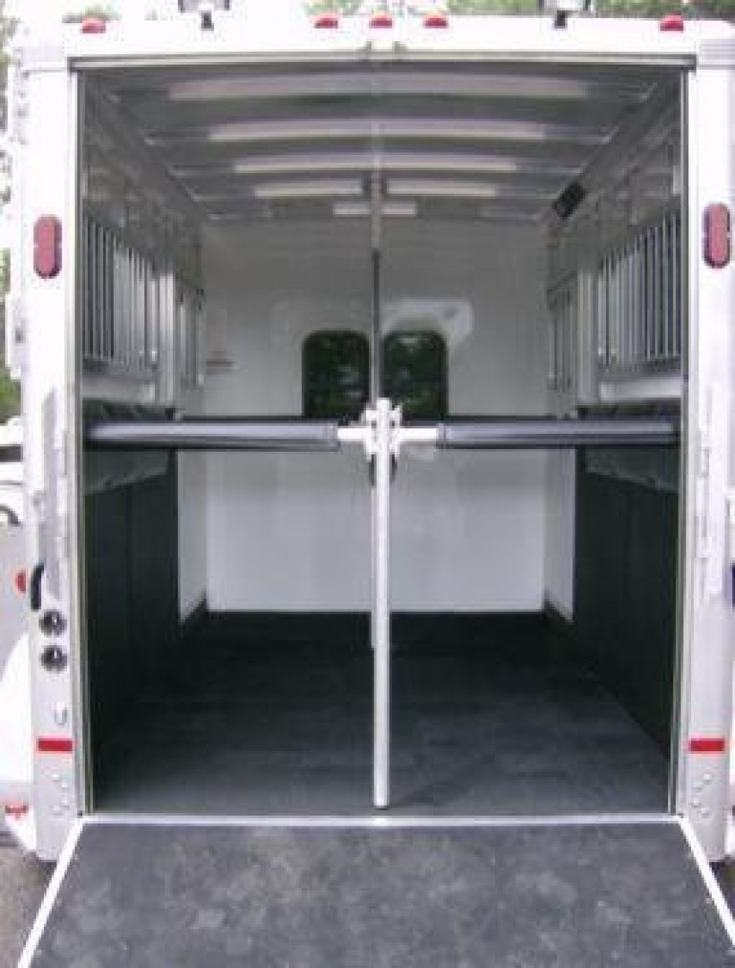 New 2024 Sundowner Trailers Charter G/N Horse Trailer