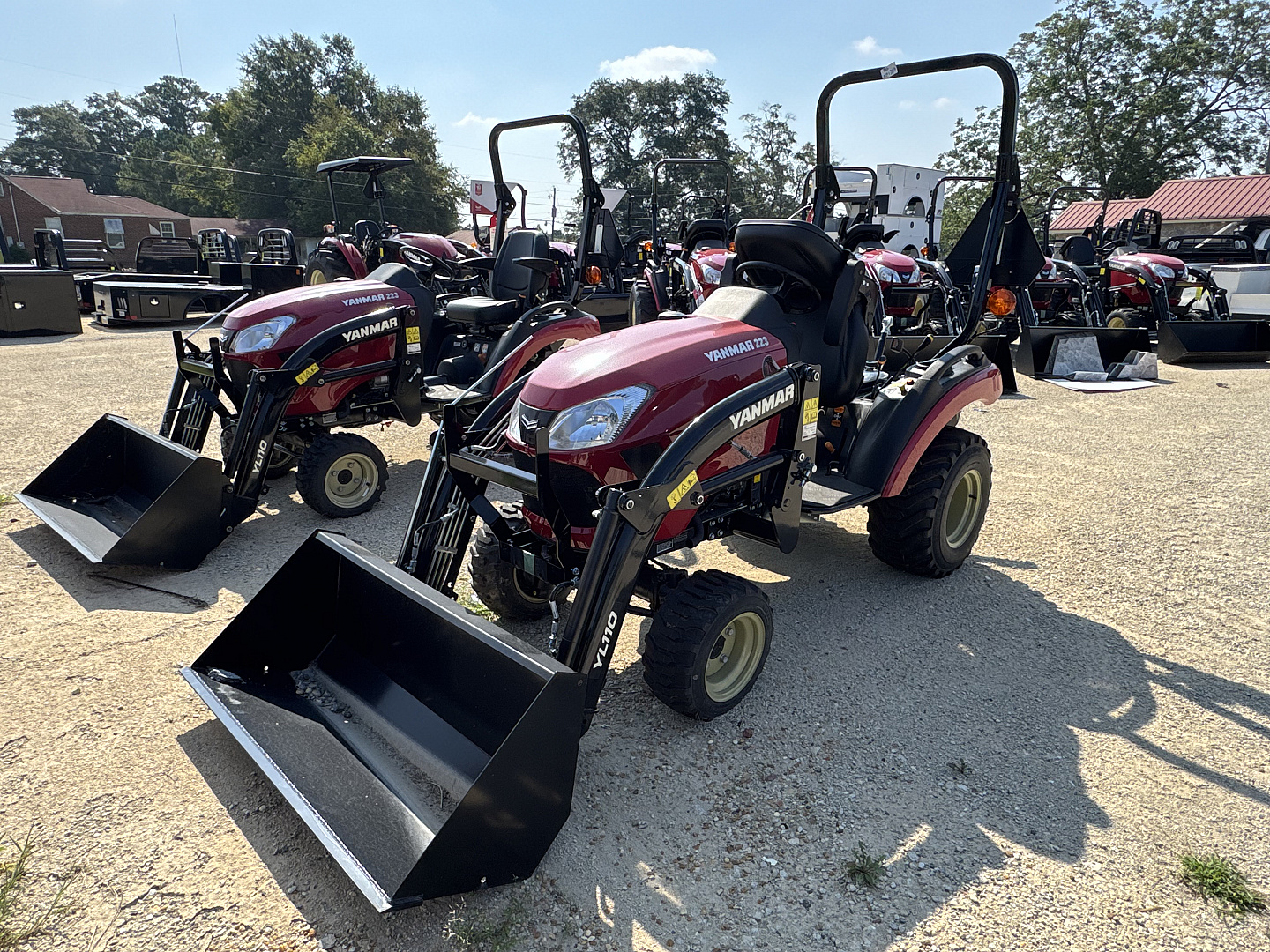 New 2025 Yanmar SA223BI-L Tractor