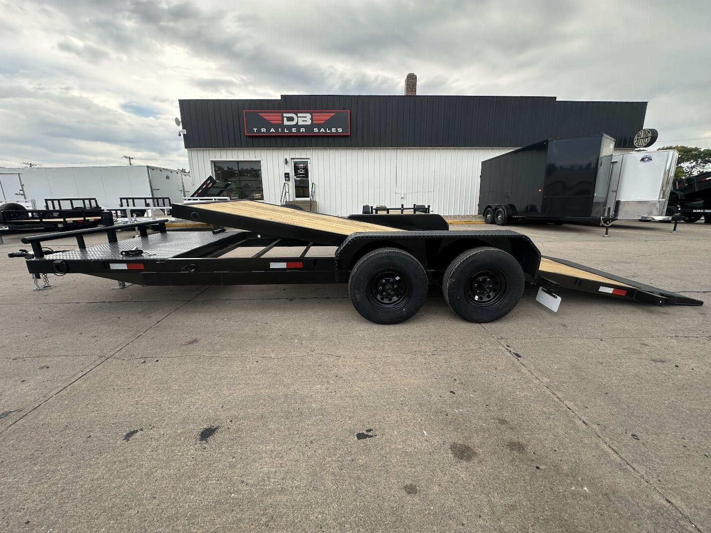 New 2026 Stag Trailers 22' 10K TILT Equipment Trailer