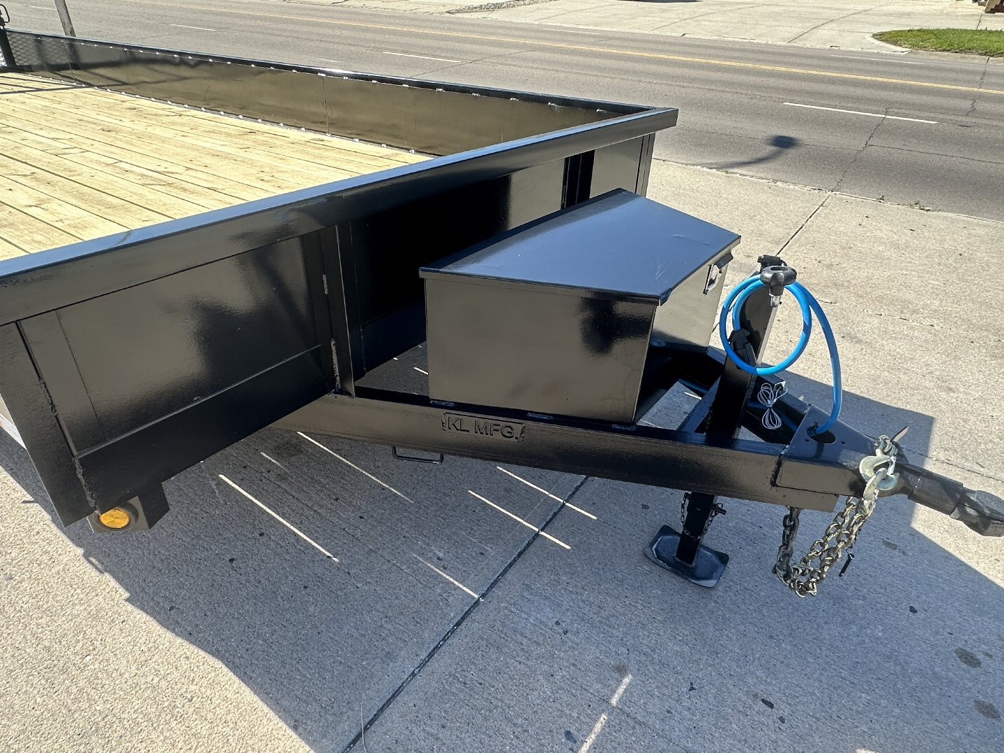 New 2024 KL Trailers 20' LANDSCAPING Utility Trailer