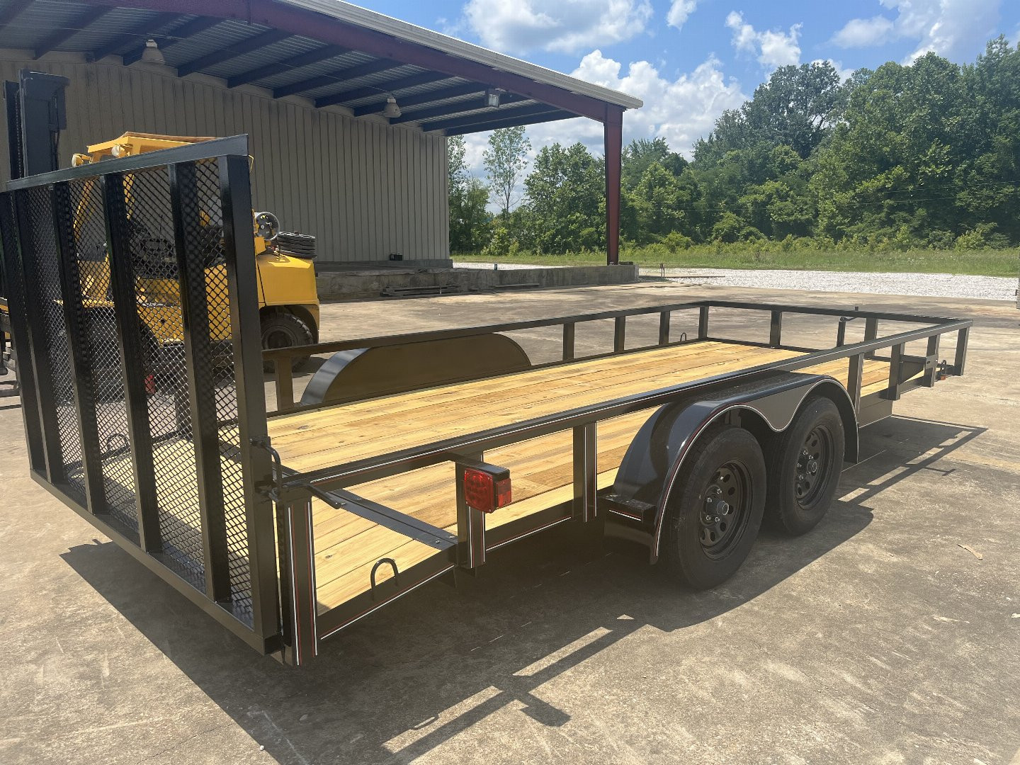 New 2025 Trailblazer 82X18 UTILITY TRAILER 7K DOVETAIL