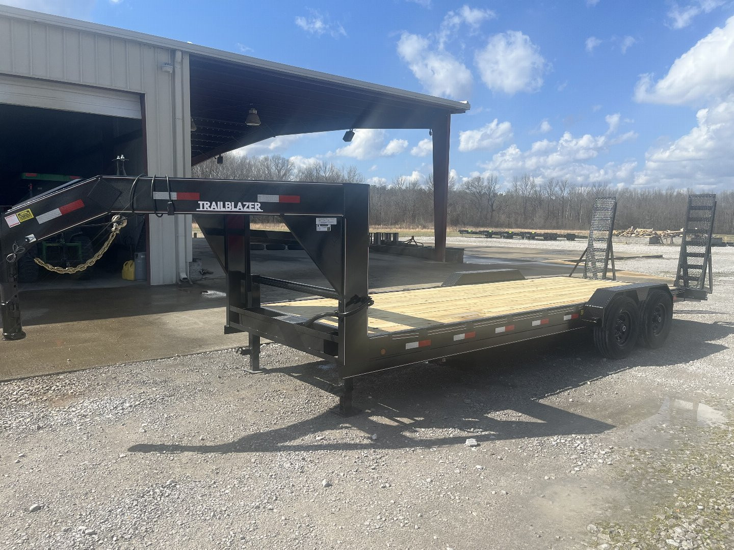New 2025 Trailblazer 82X22 GOOSENECK CAR HAULER 16K Equipment Trailer